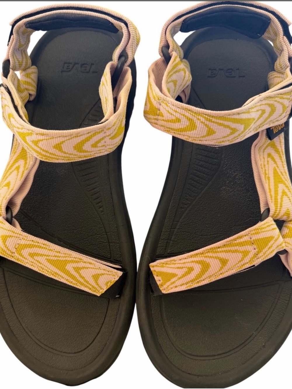 Teva Hurricane XLT2 Revive 90s Sandals Women’s Size 10 Pink Yellow NEW